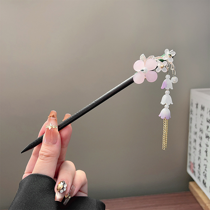 クラシックタッセルヘアスティック黒木製フラワーパールヘアピン - Hanbok Hair Pin のレビューと価格